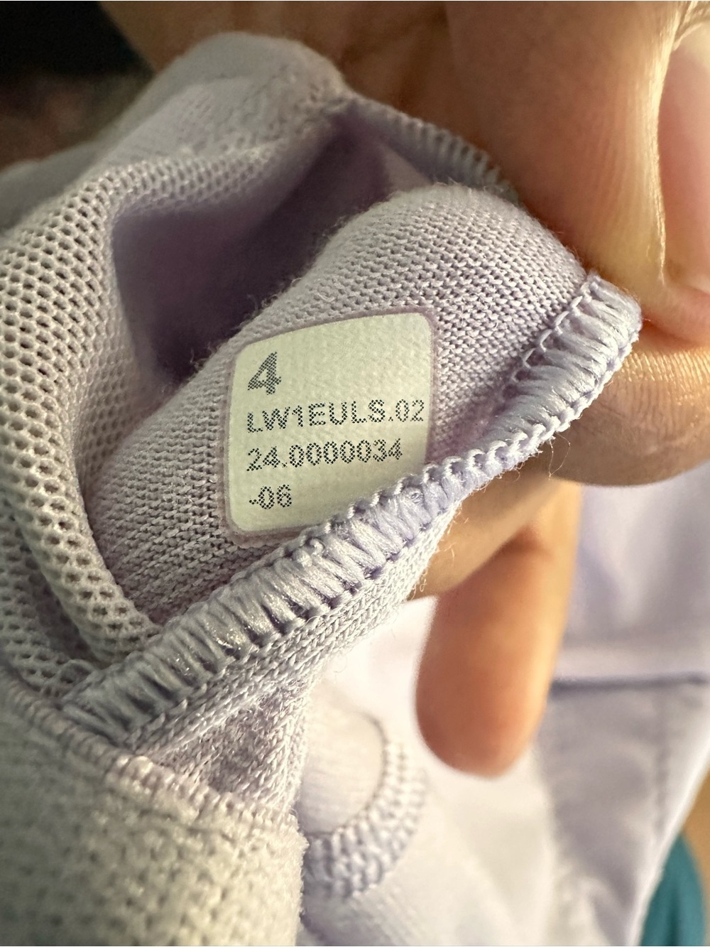 Lululemon sports bra in a light purple or lilac shade 4 Medium support Sporty - Picture 6 of 7